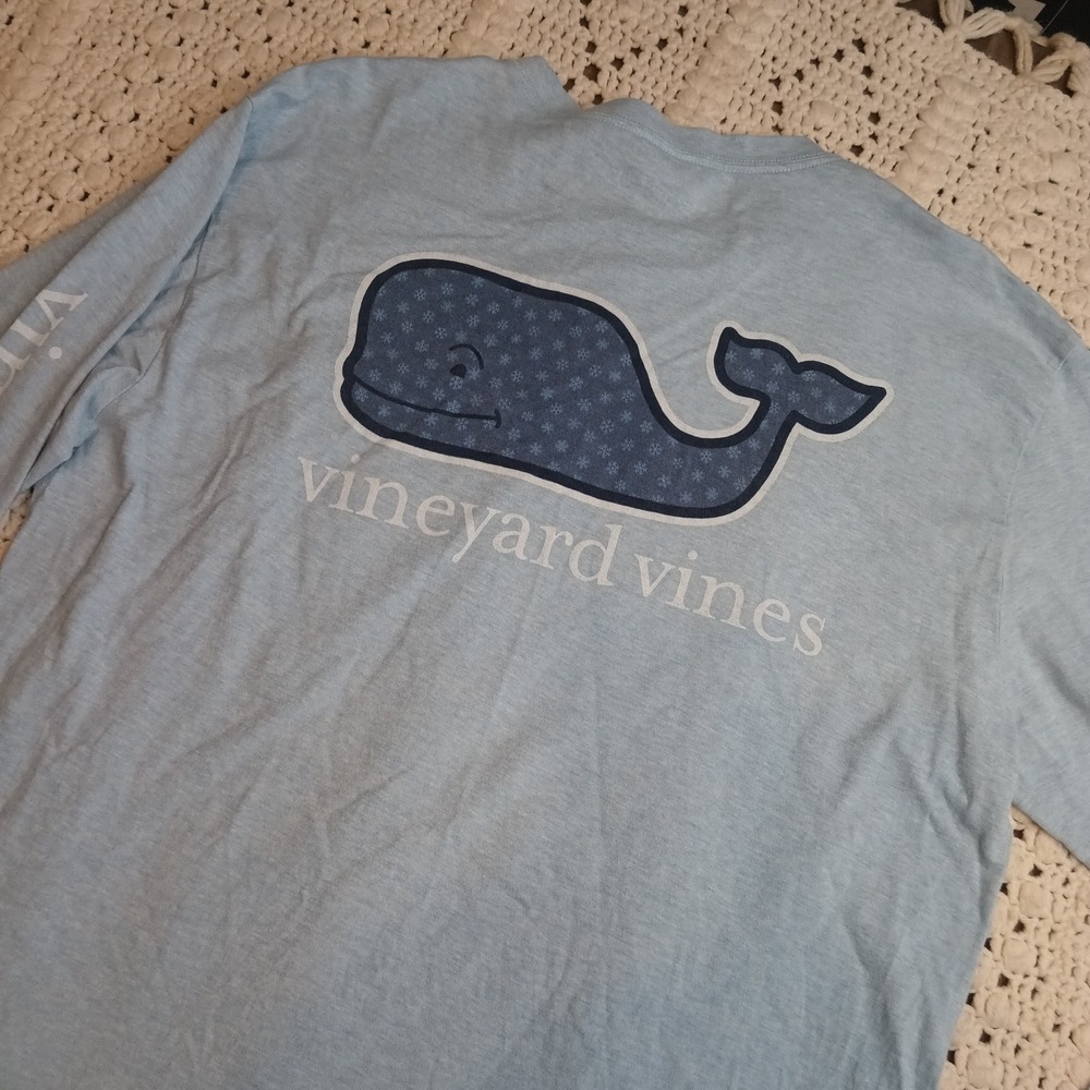 Vineyard Vines Men M Snowflake Whale Pocket Blue Logo Backhit Spellout Long Sl